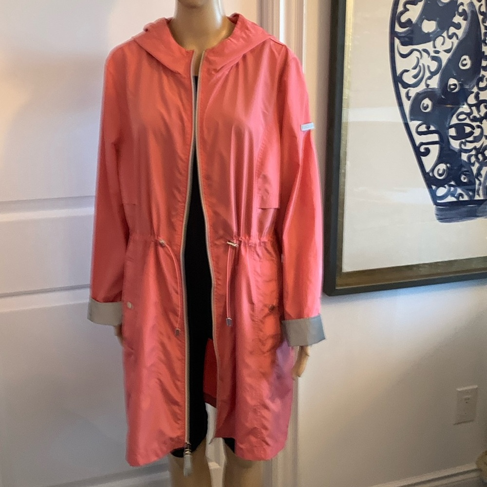 VINCE CAMUTO   NWOT   lightweight Packable coat